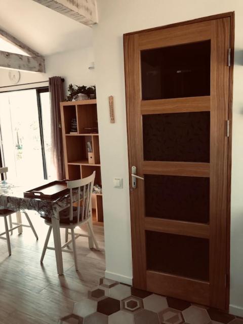 Saint-Paul-en-Forêt La Brindille Petit Mas Provencal Meuble De Tourisme 3 Etoiles 2-3 Personnes 1 Piece 30 M2 Tout Confort Lisiere Foret Jardin Jacuzzi Piscine מראה חיצוני תמונה